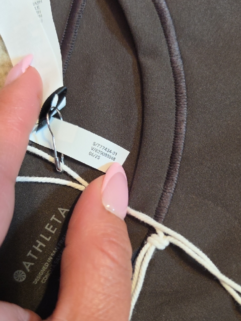 Athleta BodyMove Short Sleeve Crew Bodysuit color "Truffle", M, NWT - Picture 5 of 14